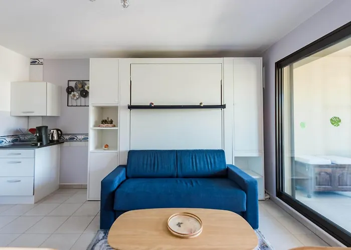 Beau Véranda à Deux Pas De La - Parking Inclus